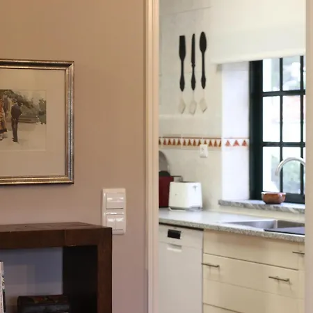 Dos Amados - Winter House *