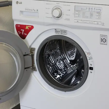 Dos Amados - Winter House *